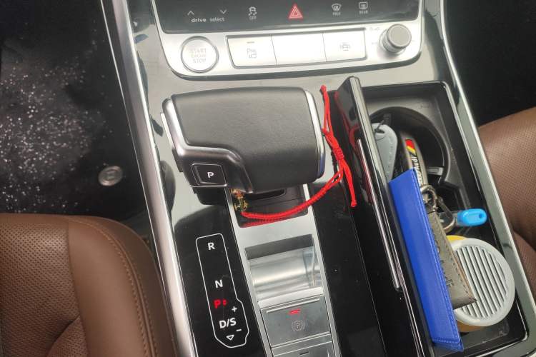 Used Audi Q7 2020 55 TFSI quattro S line sports model