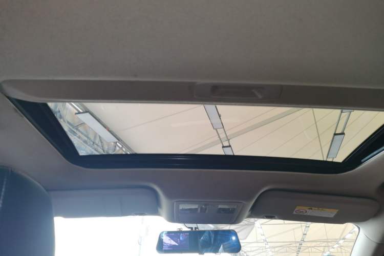 Used Nissan Lannia 2016 1.6L CVT Smart Cool Edition
