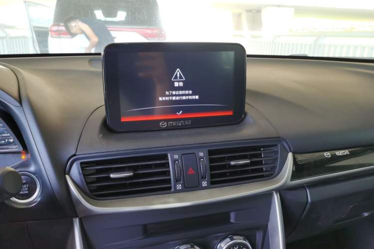 Used Mazda CX-4 2018 2.0L Automatic Two-Wheel Drive Blue Sky Dynamic Version China VI Standard
