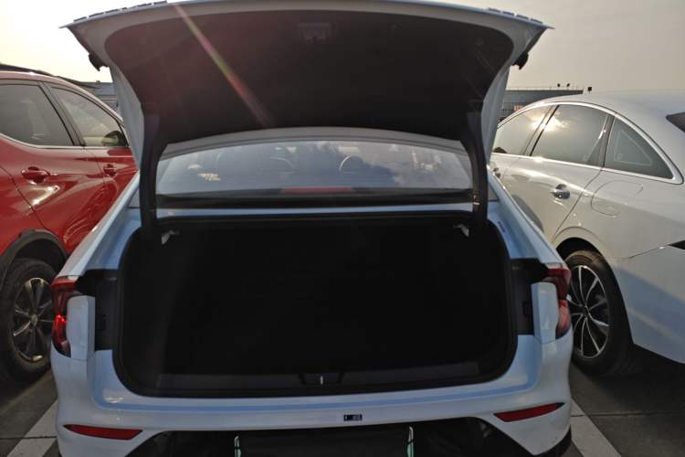 Used Wuling Xingguang 2025 610 km Smart Advanced Version
