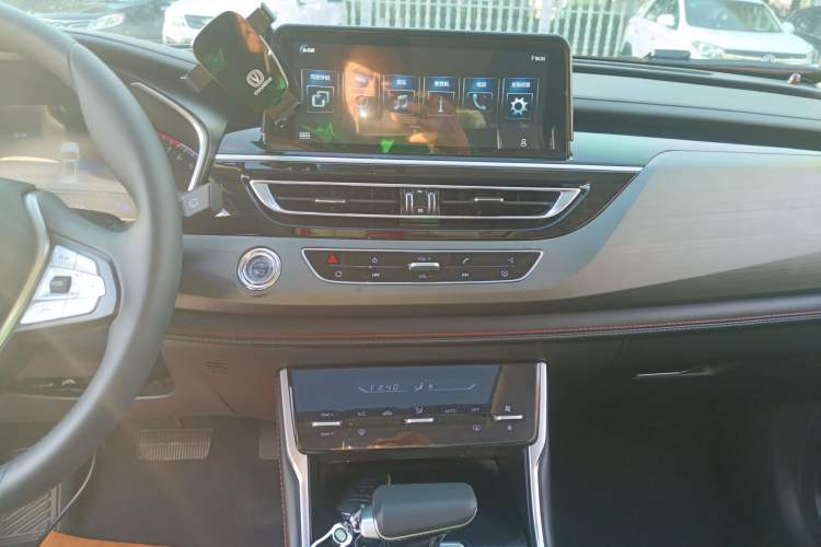 Used Changan CS75 2021 Honor Million Edition 280T DCT Luxury Model