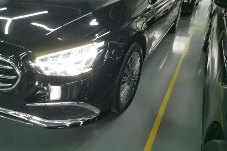 Used Mercedes-Benz E-Class 2021 E 300 L Luxury Model
