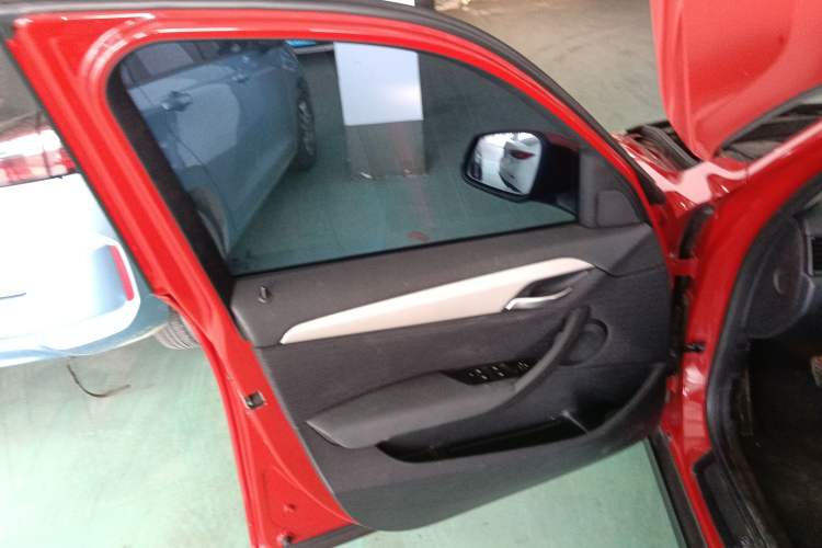 Used BMW X1 2014 sDrive18i Fashion Model
