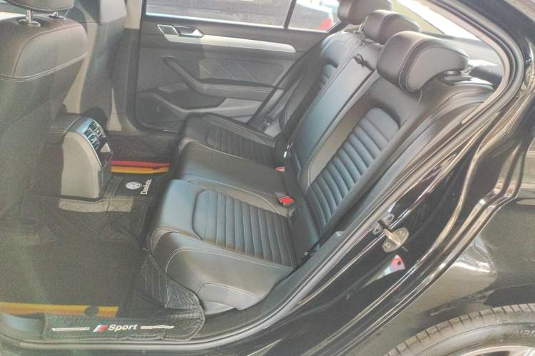 Used Volkswagen Magotan 2025 Zhongxiang Version 280TSI DSG Comfort Edition
