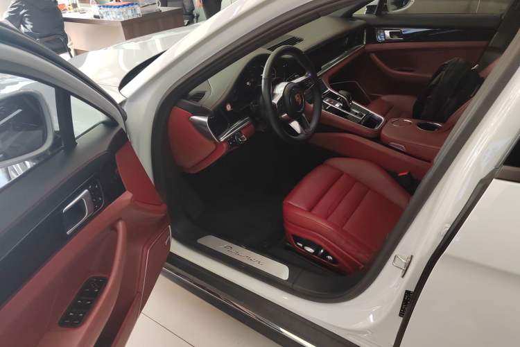 Used Porsche Panamera 2017 Panamera Executive Long Wheelbase 3.0T
