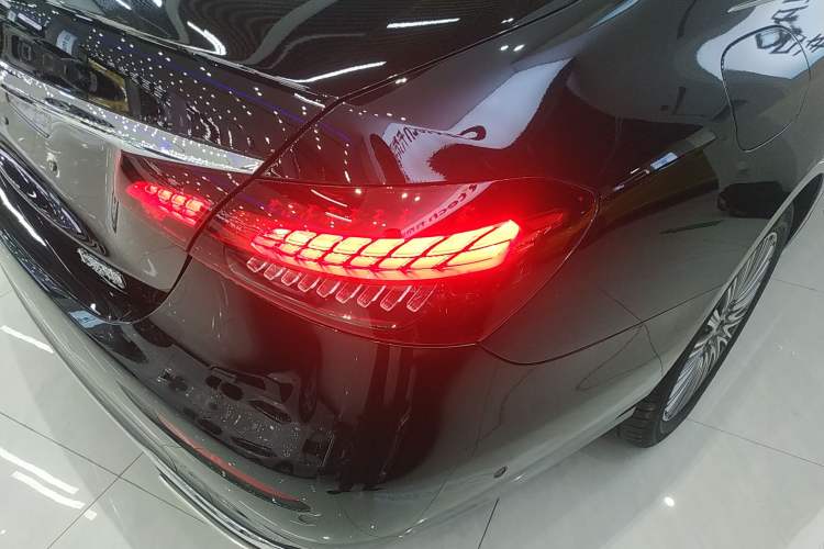 Used Mercedes-Benz E-Class 2023 E 300 L Luxury Model
