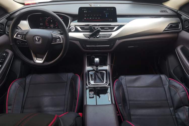 Used Changan Raeton CC 2018 1.5T Automatic Zhiya Model China V Standard
