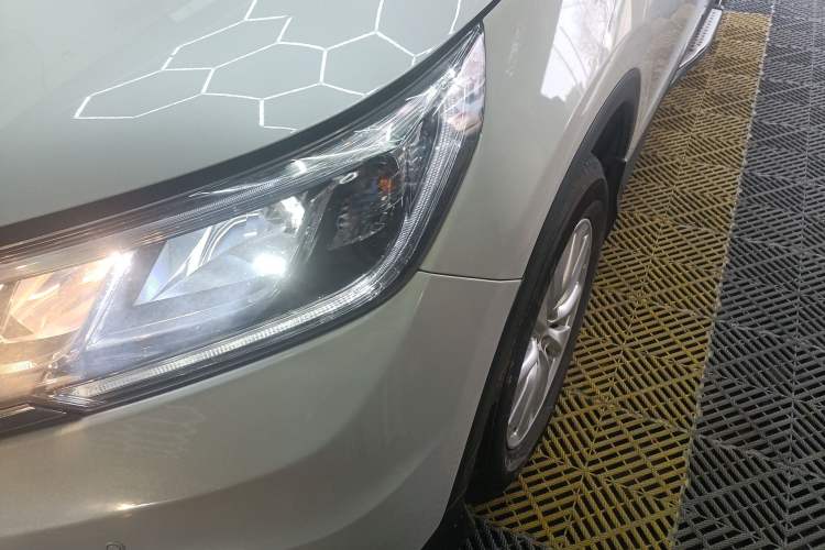 Used Honda CR-V 2016 2.0L two-wheel drive Urban Edition