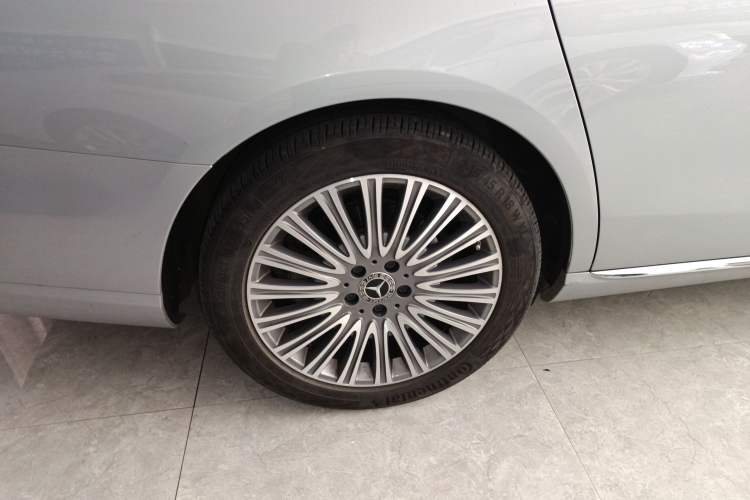 Used Mercedes-Benz E-Class 2021 E 300 L Premium Edition
