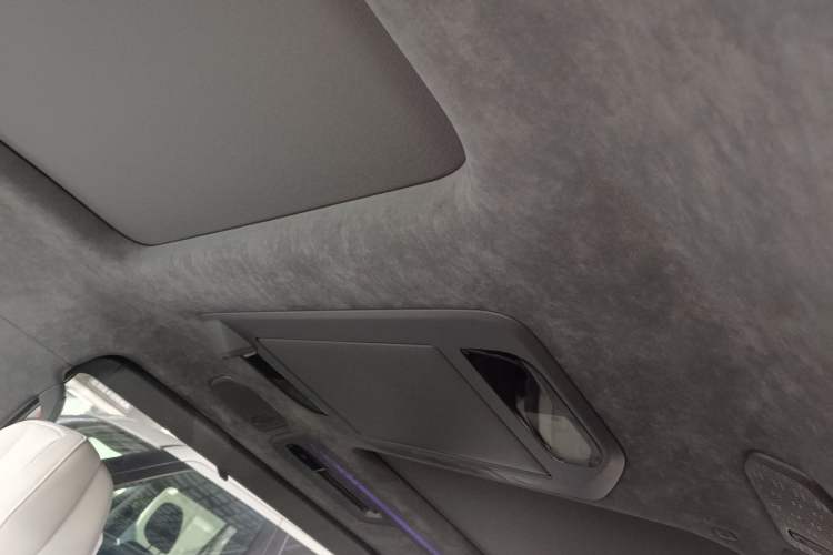 Used Zeekr 009 2024 Six-Seat Executive Version 4WD 108 kWh