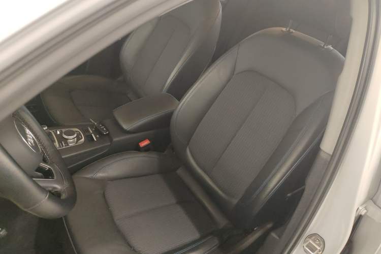 Used Audi A3 2020 Limousine 35 TFSI Fashion Edition China VI Emission Standard
