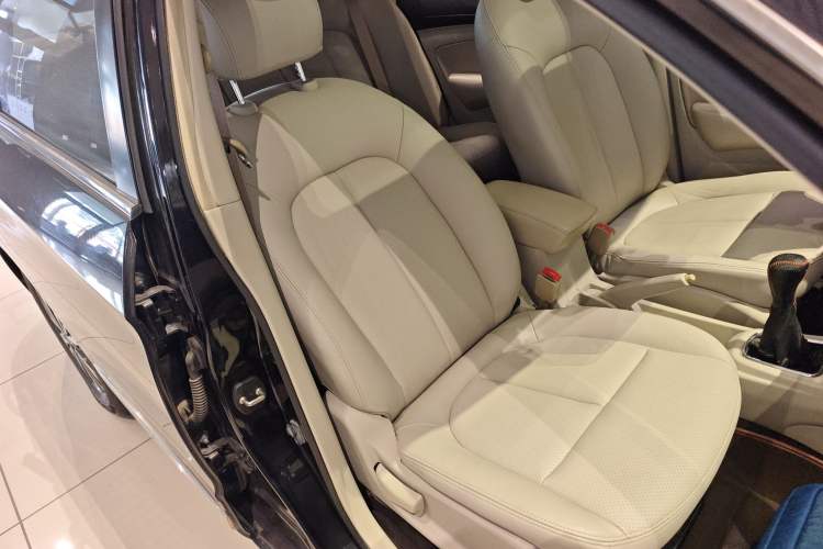 Used Dongfeng Aeolus A60 2016 1.5L Manual Luxury Version