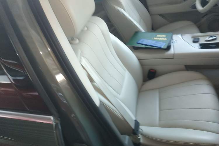 Used Wey Lanshan 2025 Four-Wheel Drive Max
