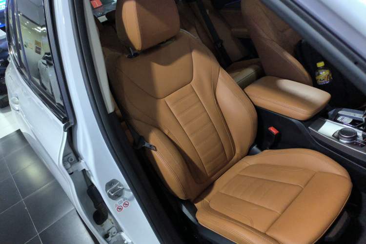 Used BMW X3 2020 xDrive30i Luxury Model with M Sport Package
