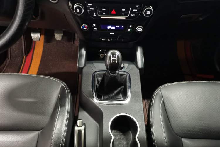 Used Geely Auto Vision X6 2016 1.8L Manual Luxury Edition