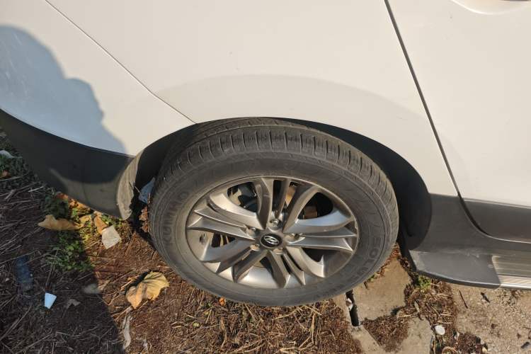 Used Hyundai ix35 2015 2.0L Automatic 2WD Smart Type China IV
