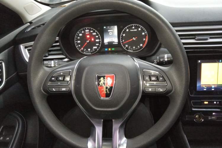 Used Roewe i5 2019 1.5L Manual 4G Connectable Langhao Edition
