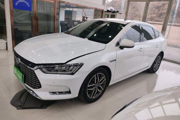 Used BYD Qin Pro New Energy 2018 EV500 Smart Connect Elite Model
