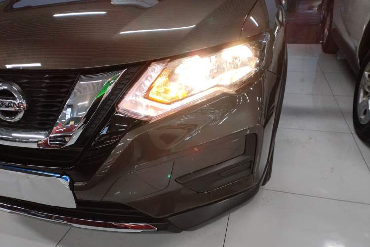 Used Nissan X-Trail 2023 Classic 2.0L Two-Wheel Drive Smart Connect & Comfort Edition