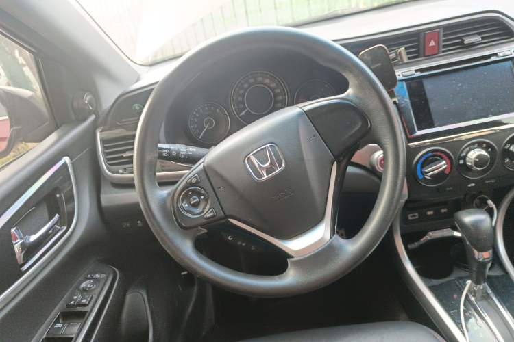 Used Honda Crider 2015 1.8L Automatic Luxury Edition