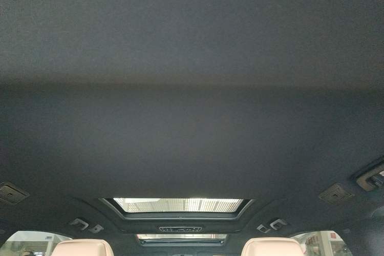 Used Buick GL8 2022 ES Land Cruiser 653T Luxury Model