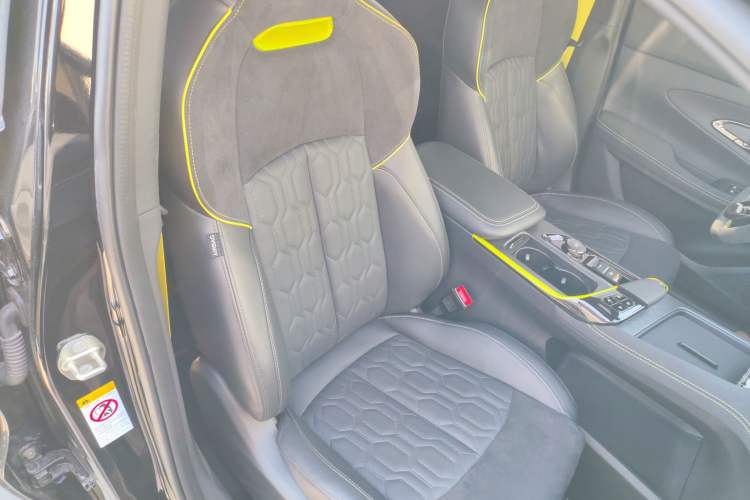 Used Changan UNI-T 2022 1.5T Sport Edition Flagship Version
