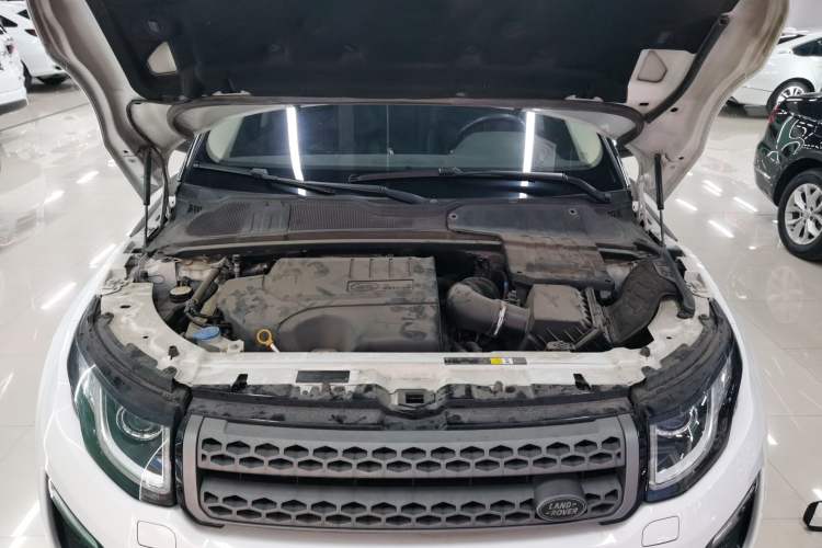 Used Land Rover Range Rover Evoque 2018 240PS PURE Style Edition
