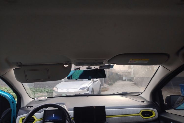 Used SOL E10X 2021 302 km Range Luxury Version 31.4 kWh