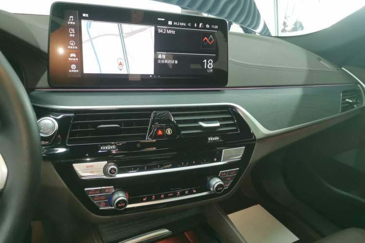 Used BMW 5 Series 2022 Restyled 530Li Leading Edition M Sport Package
