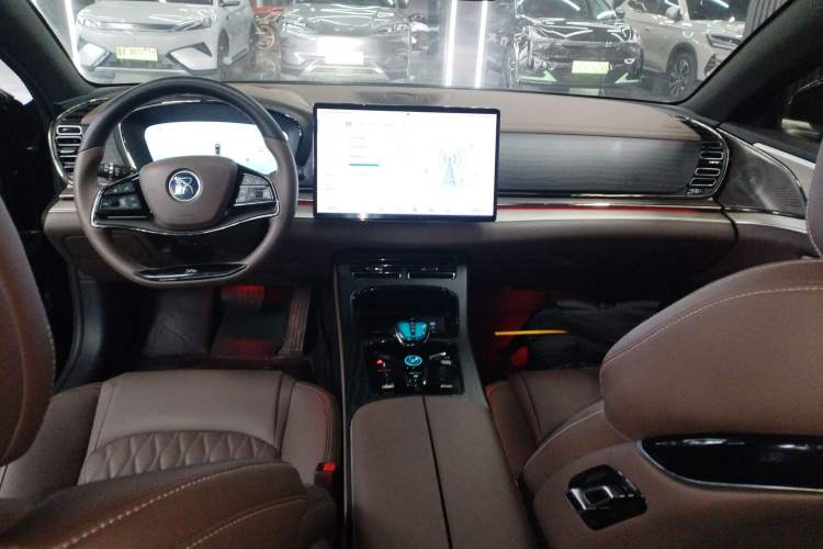 Used BYD Han 2023 EV Champion Edition 605KM Front-Drive Premium Model
