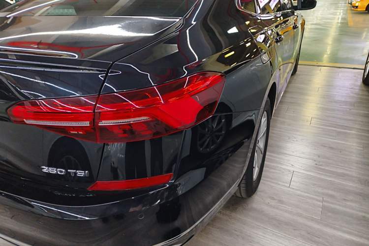 Used Volkswagen Passat 2019 280TSI Business Edition China VI
