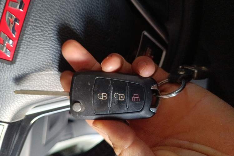 Used Haval H1 2015 1.5L AMT Luxury Model
