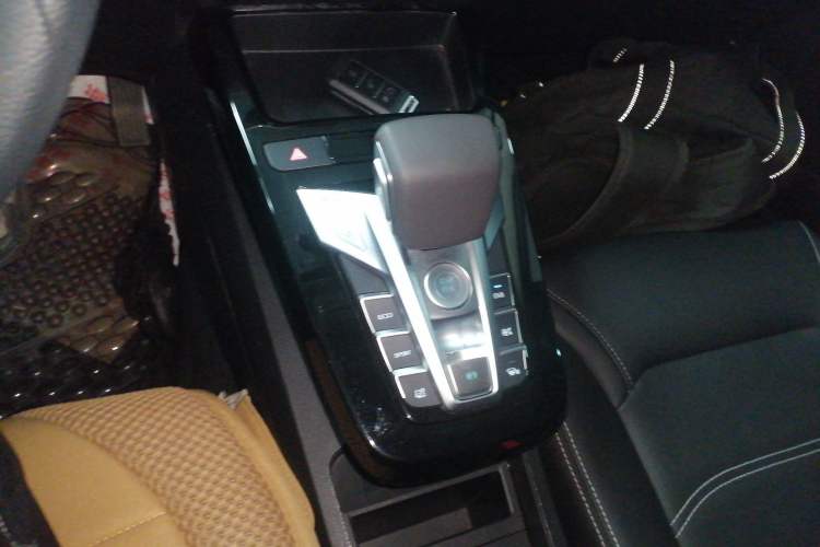 Used BYD Yuan New Energy 2019 EV535 Smart Connect Trendsetting Model