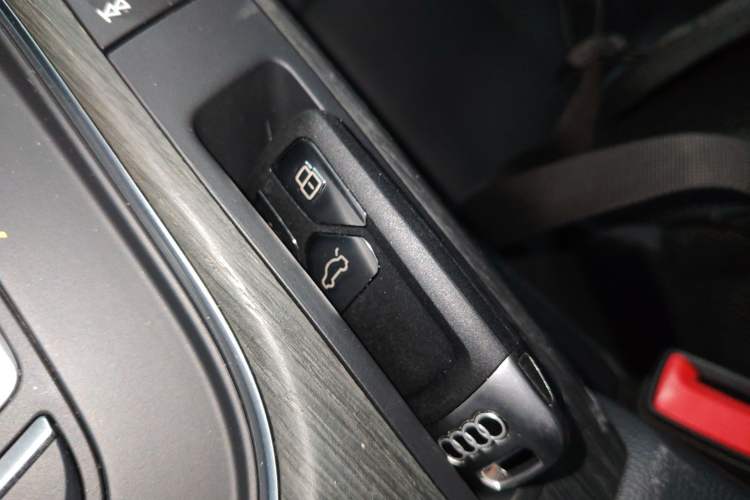 Used Audi A4L 2022 40 TFSI Stylish and Elegant Edition
