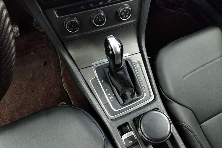 Used Volkswagen Golf 2014 1.6L Automatic Comfort Model