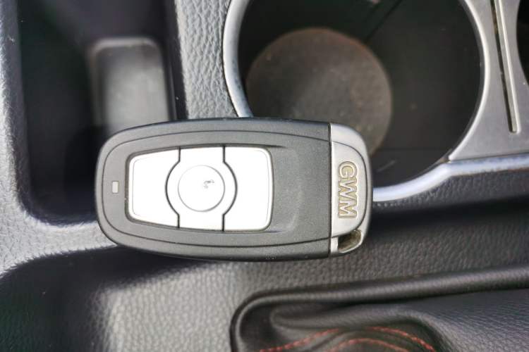 Used Haval H6 2015 Sport Edition 1.5T Automatic Two-Wheel Drive Luxury Model
