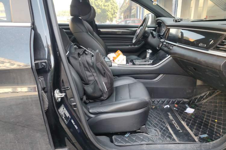 Used Dongfeng Fengon ix7 2020 2.0 TGDI Automatic Two-Wheel Drive Urban Luxury Edition
