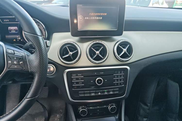 Used Mercedes-Benz GLA 2016 GLA 200 Fashion Model