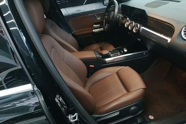 Used Mercedes-Benz GLB 2021 GLB 200 Dynamic Edition
