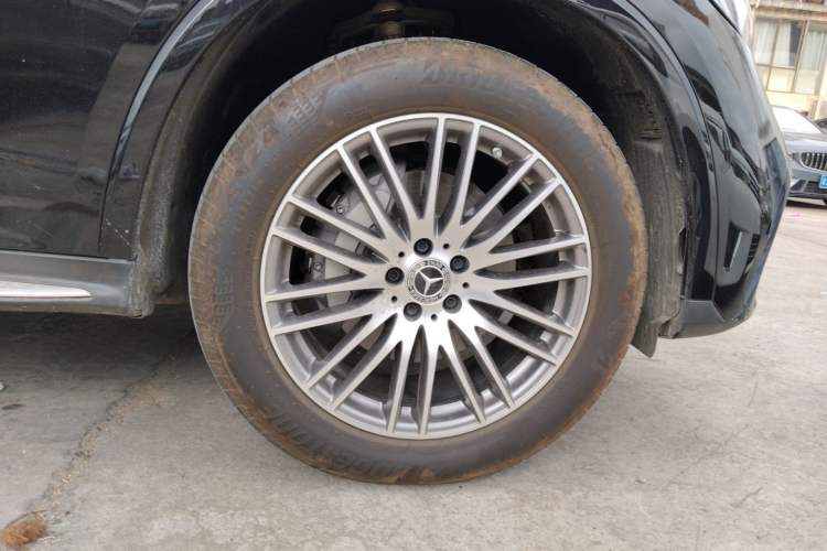 Used Mercedes-Benz GLC 2024 GLC 300 L 4MATIC Dynamic Edition 7-seater
