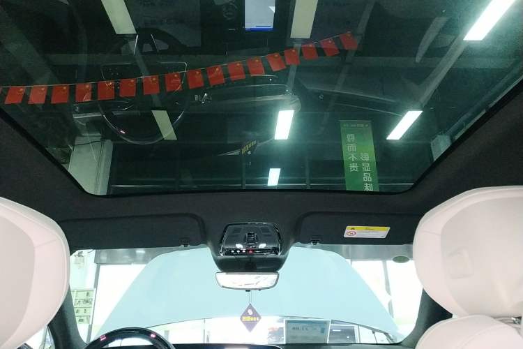 Used Cadillac LYRIQ 2022 Rear-Drive Long-Range Luxury Edition