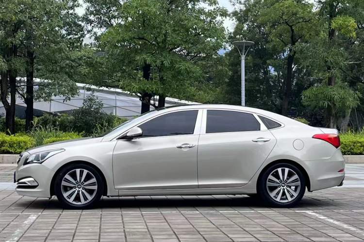 Used Hyundai Mistra 2014 1.8L Automatic Deluxe DLX Model
