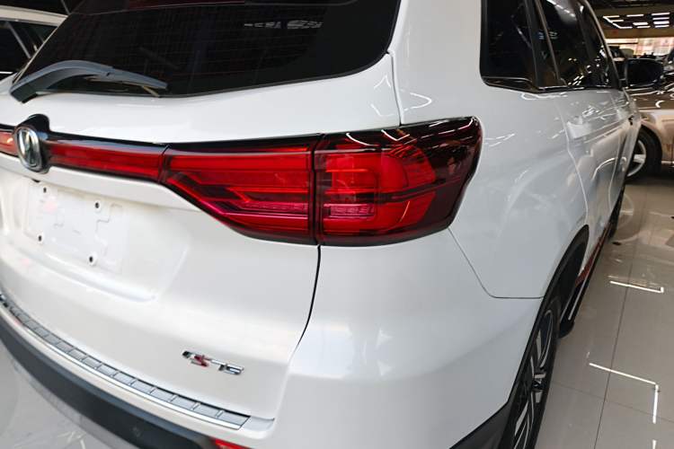 Used Changan CS75 2022 Blue Whale Edition 1.5T DCT Luxury Model
