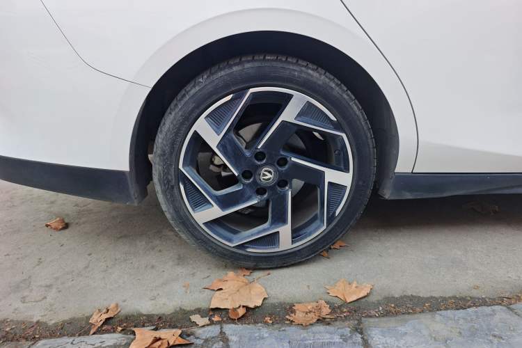 Used Changan Eado DD 2023 Blue Whale NE 1.5T GDI DCT Flagship Model
