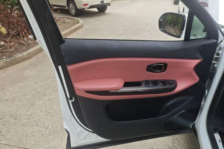 Used Nio EC6 2020 430 km Sport Version
