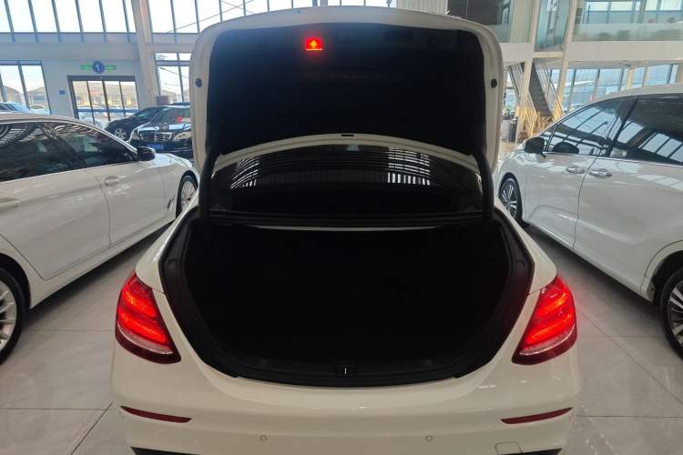 Used Mercedes-Benz E-Class 2016 E 200 L Sport Edition