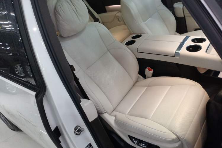 Used Li Auto MEGA 2024 Ultra Model