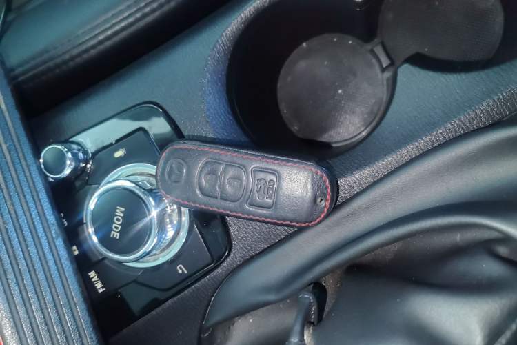 Used Mazda Mazda 3 Axela 2017 Sedan 1.5L Automatic Comfort Model China VI Standard