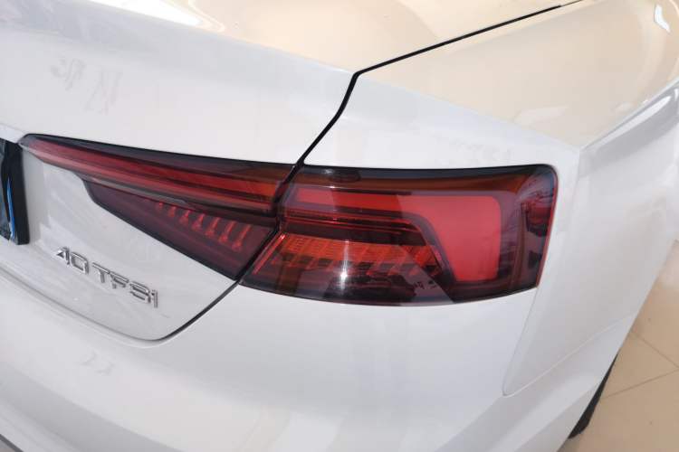 Used Audi A5 2017 Cabriolet 40 TFSI Fashion Model
