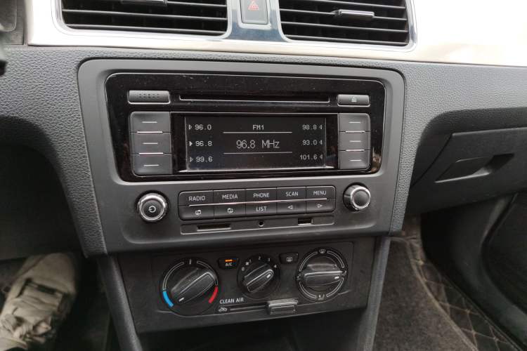 Used Skoda Rapid 2019 1.5L Automatic Comfort Edition China VI Standard
